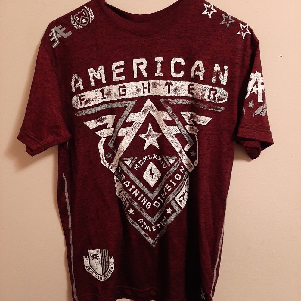 Men's American Fighter t-shirt. Like new